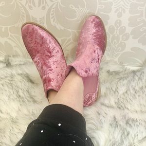 Toms Pink Velvet Ella Chelsea Ankle Boots